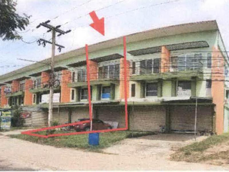 บัวแดง ปทุมรัตต์ ร้อยเอ็ด