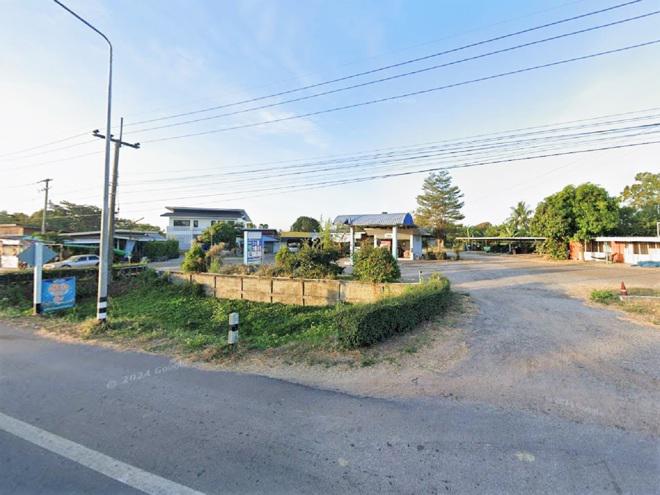 หนองผือ เมืองสรวง ร้อยเอ็ด